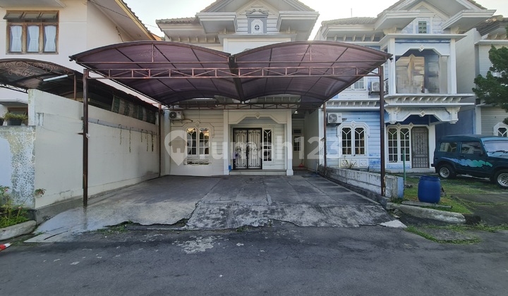 Rumah bagus siap pakai di perumahan dekat fajar indah solo 1