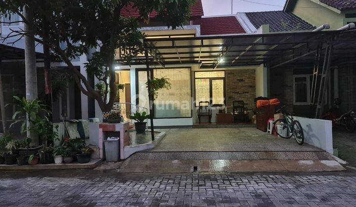 Rumah Bagus Siap Pakai Cluster Elite Colomadu Solo 1