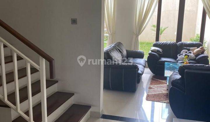 Rumah Mewah Minimalis Modern Di Solo Baru 2