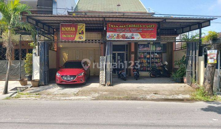 Ruang usaha strategis dekat pintu tol klodran solo 1