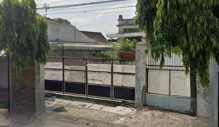 Rumah kolonial hitung tanah di Jalan RE Martadinata Solo 2