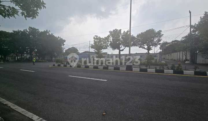 Tanah Strategis di Jalan Adi Sucipto Jajar Laweyan Solo 1