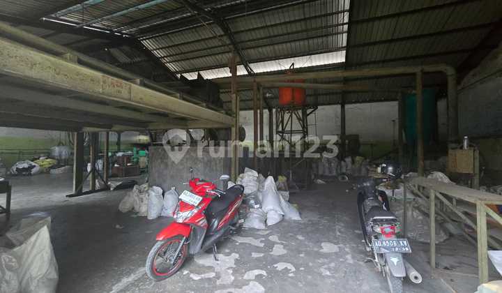 Strategic Warehouse on Sidoluhur Cemani Grogol Sukoharjo Solo Road Strategic Warehouse on Sidoluhur Cemani Grogol Sukoharjo Solo Road