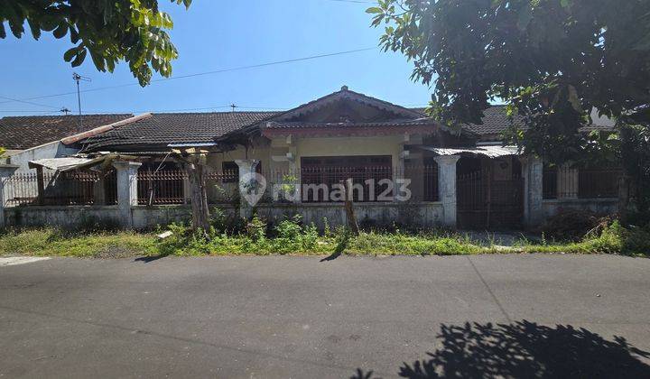 Rumah Hitung Tanah Di Perumahan Fajar Indah Baturan Colomadu Solo 1