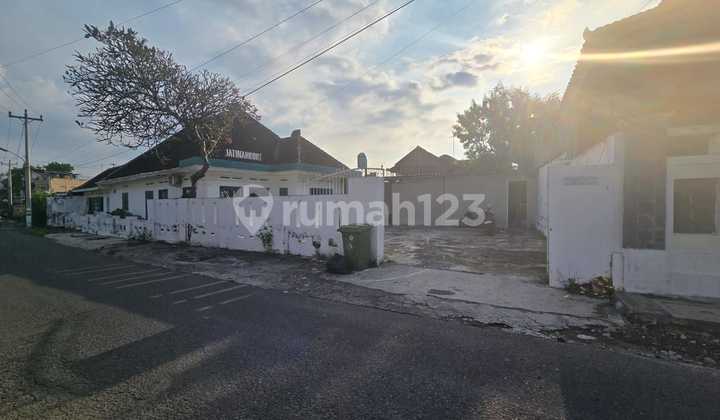 Rumah Hitung Tanah Eks Kuliner di Banjarsari Dekat Mojosongo Solo