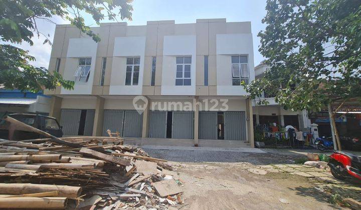 Ruko Baru Strategis Jalan Letjen Sutoyo Dekat Jalan Jayawijaya Solo 1