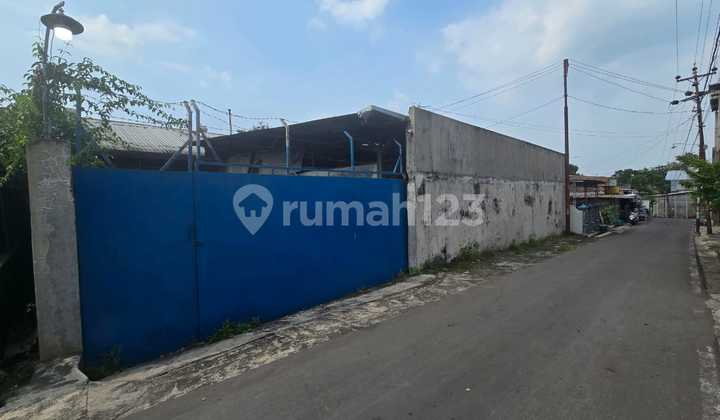 Gudang Eks Pabrik Plastik di Mojosongo Jebres Solo 1