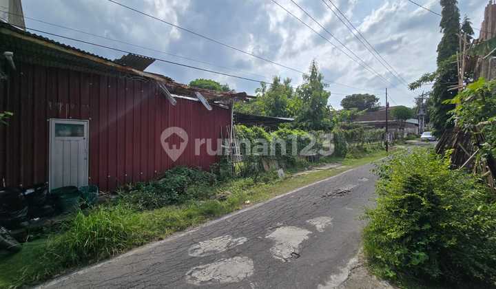 Tanah Siap Bangun Dekat Kampus UNS Solo