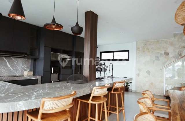 Freehold Villa 6 Beds At Gunung Salak Close To Seminyak Freehold Villa 6 Beds At Gunung Salak Close To Seminyak