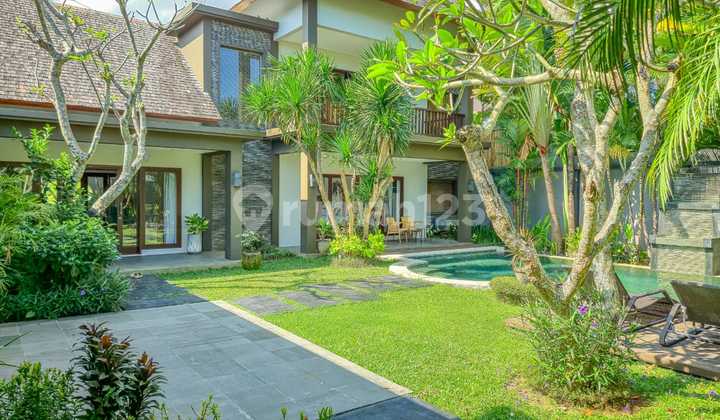 Berawa Villa Walking Distance To The Beach