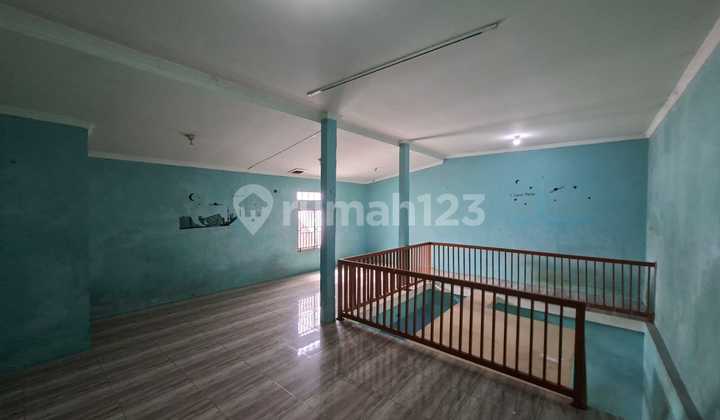 rent house muara karang size 8x15m empty