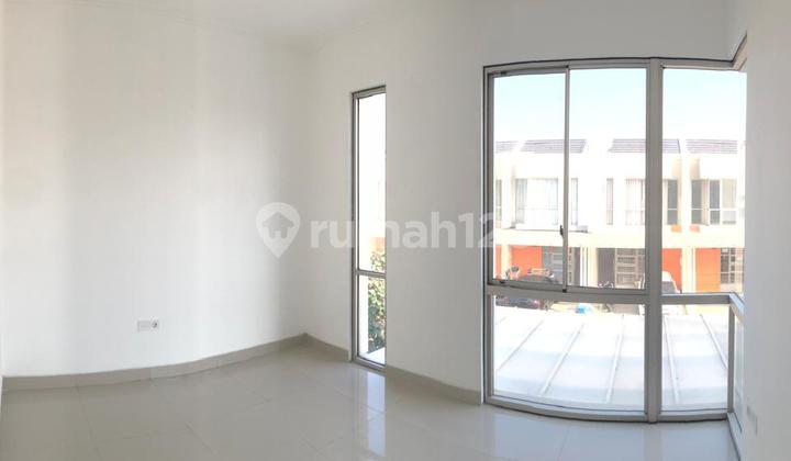 sewa rumah 2 lantai PIK 2 uk4,5x10m posisi hook 2