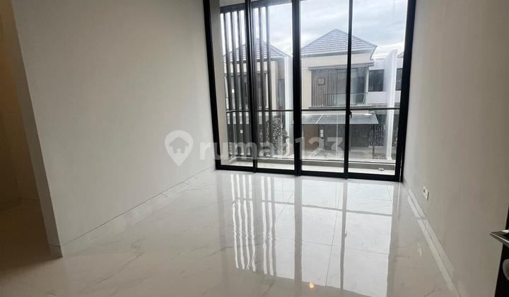 Rent a 2-story house in PIK 2, size 8x15m, unfurnished. 2