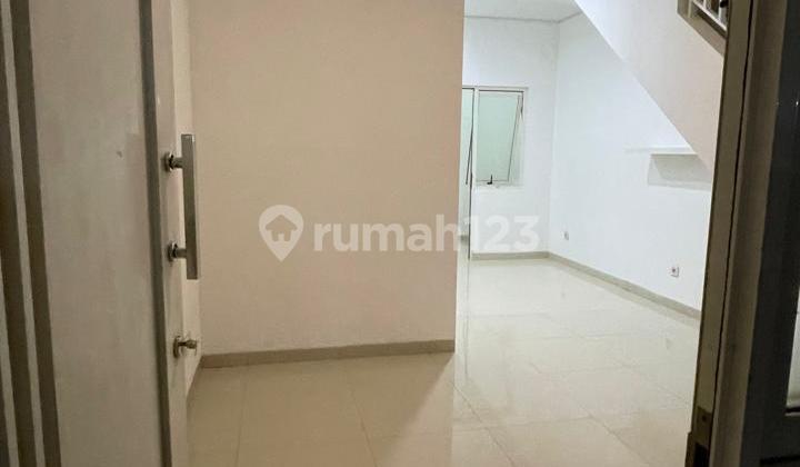 sewa rumah layar permai PIK uk 4x12m kosongan  2