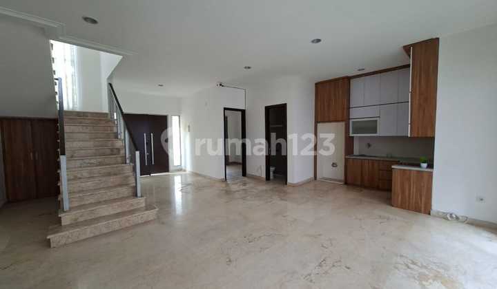 sewa rumah golf island PIK uk 8x20m nonfurnish