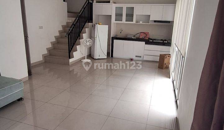 Sewa Rumah 2 Lantai Pik 2 Uk 8x10m Semifurnish 1