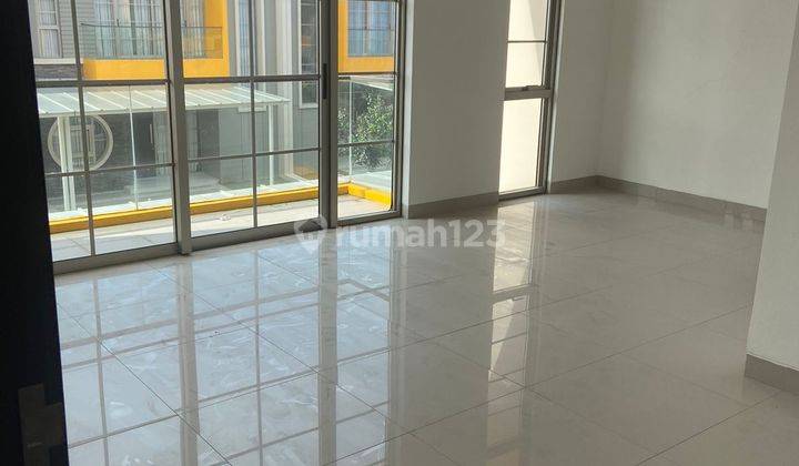 Sewa Cepat Rumah 2 Lantai Pik 2 Uk 8x15m Kosongan  2