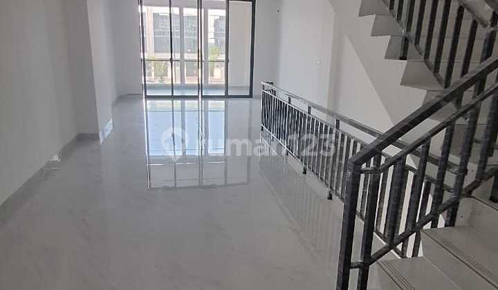 sewa ruko 3,5 lantai daerah ebony PIK 2 kondisi baru sewa ruko 3,5 lantai daerah ebony PIK 2 kondisi baru