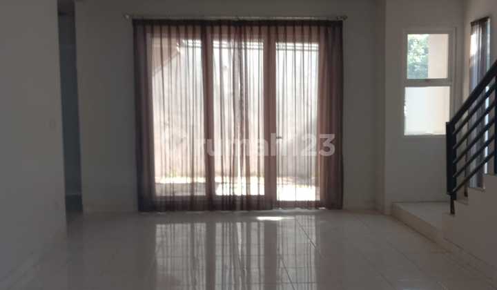 Rumah Hook Taman Luas Di Summarecon Bekasi 2