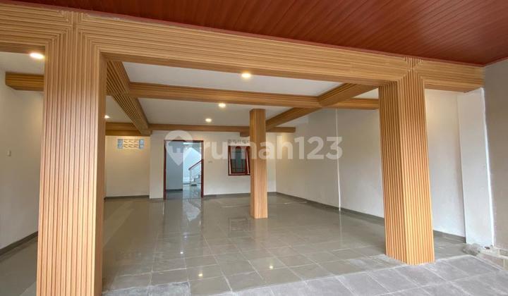 Rumah Apik 3 Lantai Area One Gate Sistem di Permata Kemang Bekasi 2