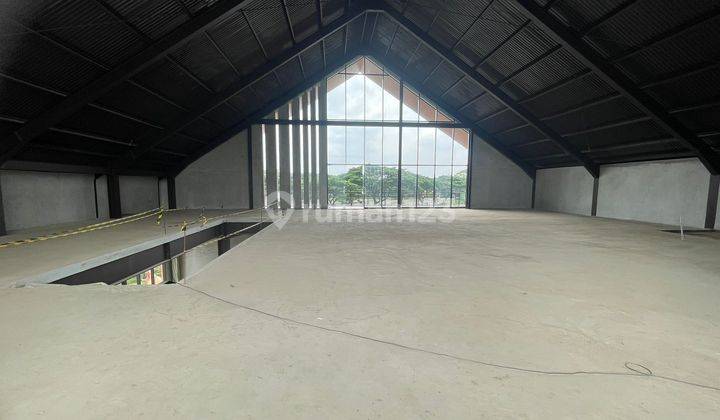 Ruang Usaha Di Tepi Danau Summarecon Bekasi 7