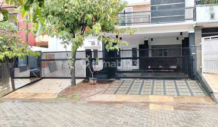 Rumah Besar Rapih Lokasi Strategis Kemang Pratama Bekasi 1