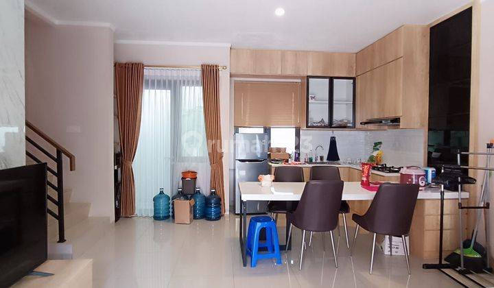 Rumah Furnish siap Huni Burgundy Orchad Summarecon Bekasi 1