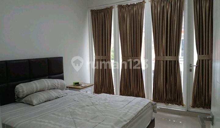 Good Furnished House Ready to Occupy Summarecon Bekasi Good Furnished House Ready to Occupy Summarecon Bekasi
