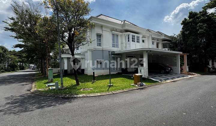 Cool Hook House, 12 Meters Wide, Ready to Occupied in Summarecon Bekasi Cool Hook House, 12 Meters Wide, Ready to Occupied in Summarecon Bekasi