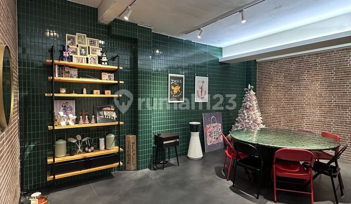 Luxury Fully Furnished House with Interior & Electronics Summarecon Bekasi 2