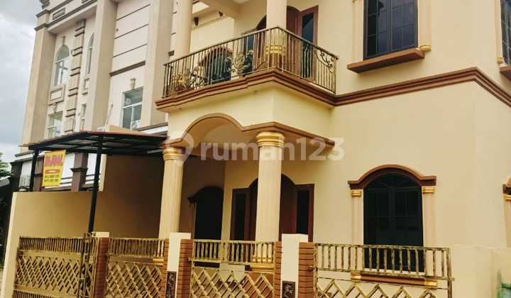 Cool 2-Story House, Green Environment in South Galaxy Bekasi 2