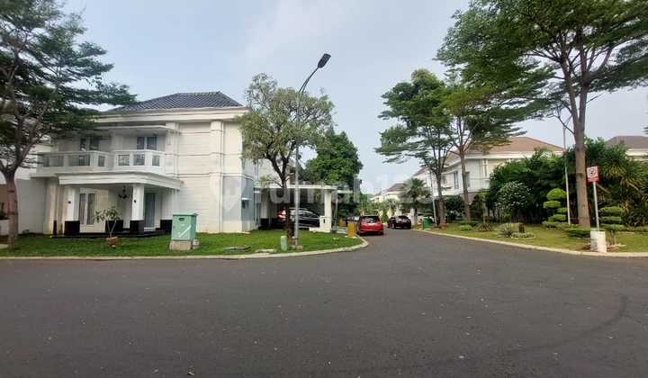 Rumah Hook Apik Semifurnish Sudah Renov di Summarecon Bekasi 2