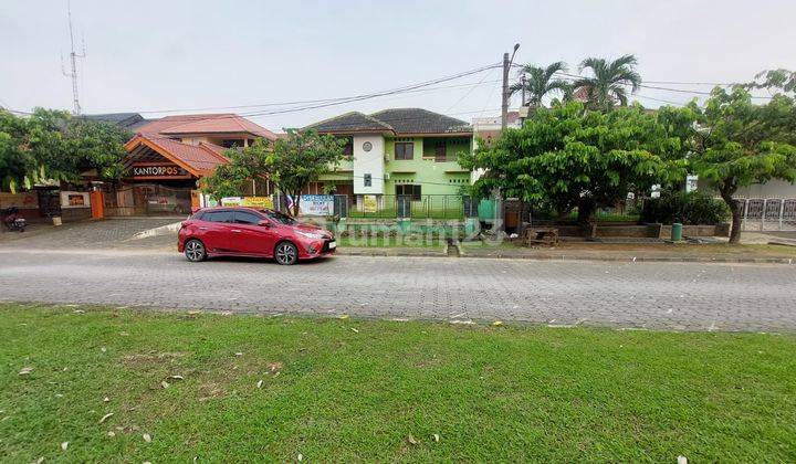 Rumah Besar Depan Taman Luas Di Jl Bulevar Kemang Pratama Bekasi 1