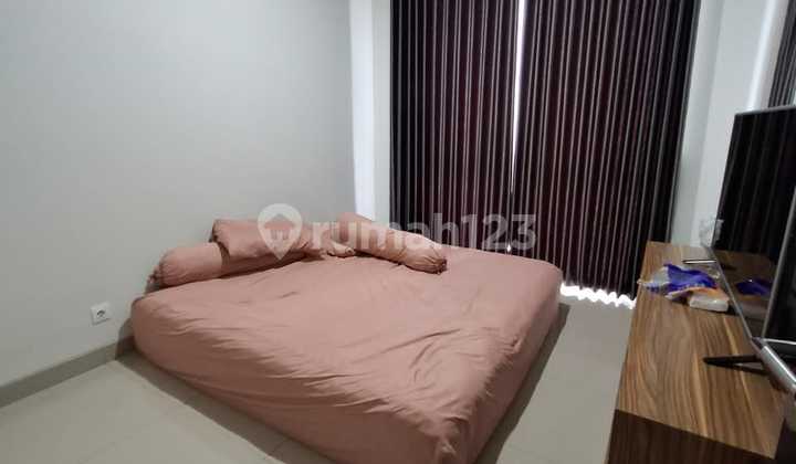 Ready-to-Occupy House, Just a Step Away from Club House Summarecon Bekasi 2