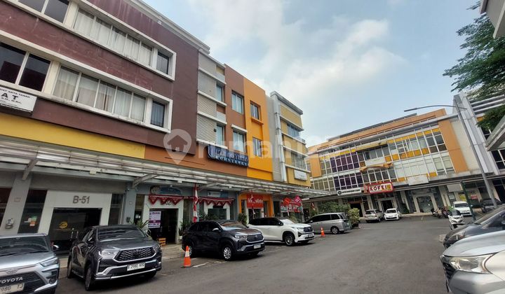 Ruko Renov Bagus Siap Pakai Summarecon Bekasi