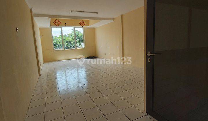 Ruko sewa siap pake lokasi bagus dan harga masih neho tidak banjir 1