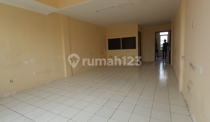 Ruko sewa siap pake lokasi bagus dan harga masih neho tidak banjir 2
