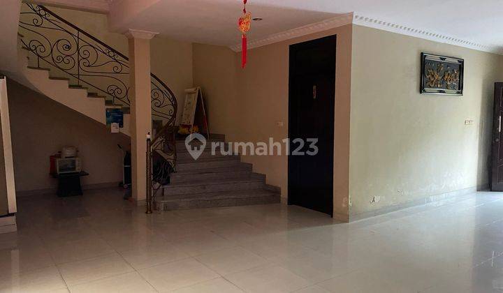 Rumah cantik siap pakai lokasi bagus harga nego 2