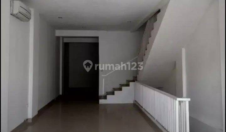 Rumah cantik minimalis lokasi bagus dan strategis 1