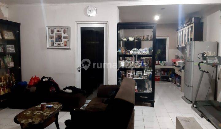 Rumah dijual murah siap pakai lokasi bagus  1