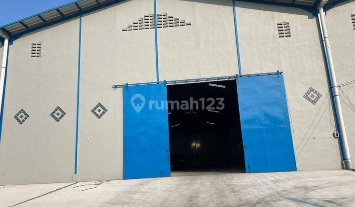 Gudang bangunan baru lokasi bagus dan strategis  2