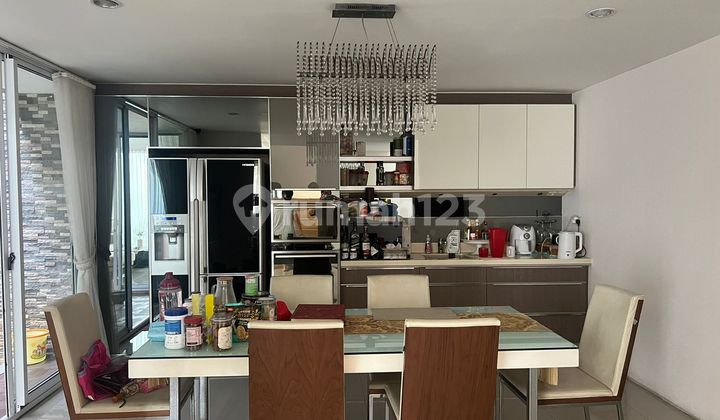 Dijual Rumah Cantik Lokasi Bagus Siap Pakai Harga Nego Abis