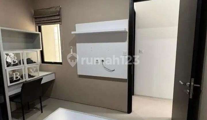 Dijual Rumah Cantik Lengkap Full Furnish Lokasi Bagus 2