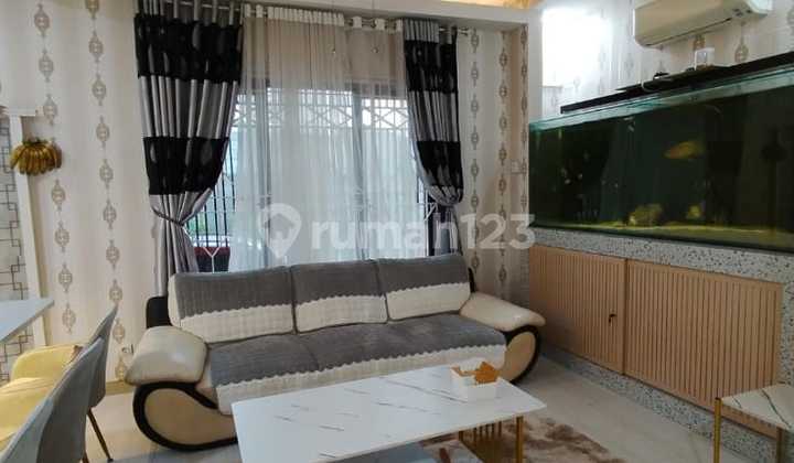 Rumah Cantik Siap Huni Lokasi Bagus Dan Strategis Rumah Cantik Siap Huni Lokasi Bagus Dan Strategis