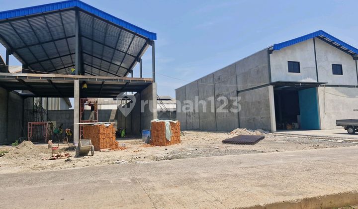 Cheap New Warehouse for Rent, Good and Strategic Location, Still Negotiable Cheap New Warehouse for Rent, Good and Strategic Location, Still Negotiable