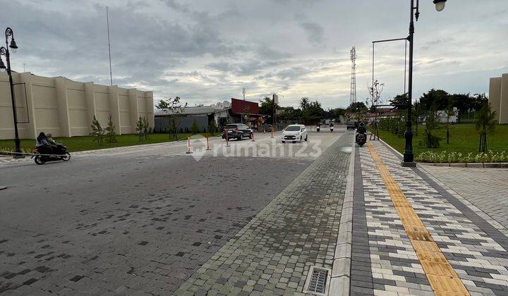 Ruko Downtown Drive Hadap Jalan Raya Scientia di Gading Serpong 11