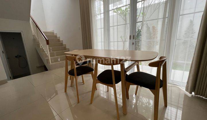 Cluster Granada Menaggio Rumah Full Furnish di Gading Serpong