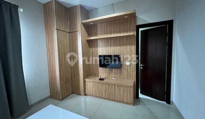 Cluster Amarine Mozia Rumah Full Furnish di Bsd Deket Aeon, Tol