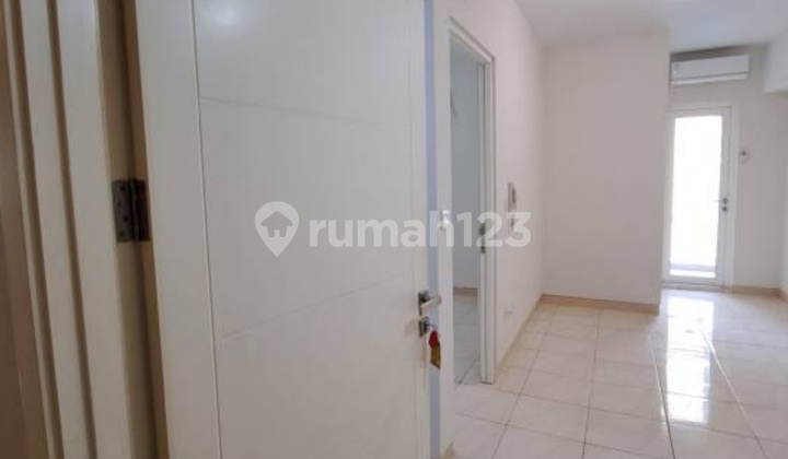 For Rent Unfurnished 2Br Apartment The Springlake Summarecon Bekasi