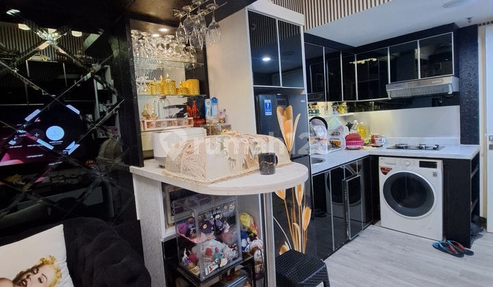 For Quick Sale Renovated Apartment at The Springlake Summarecon Bekasi